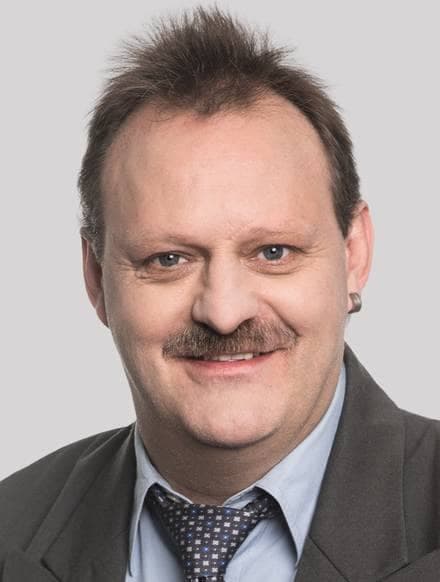Andreas Büsser