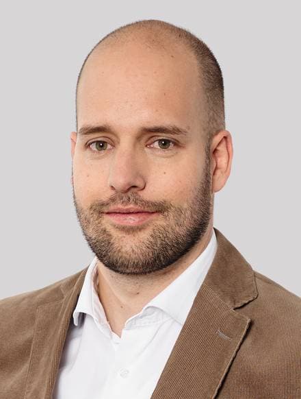 Simon Schwarz